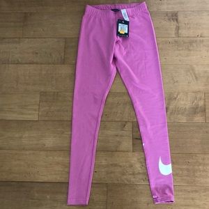 Pink Nike Leggings
